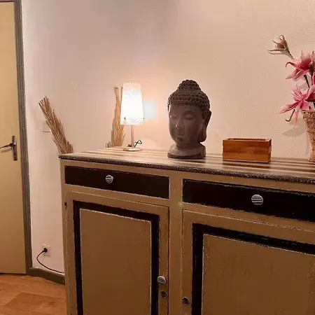 Apartment Ammonite *
